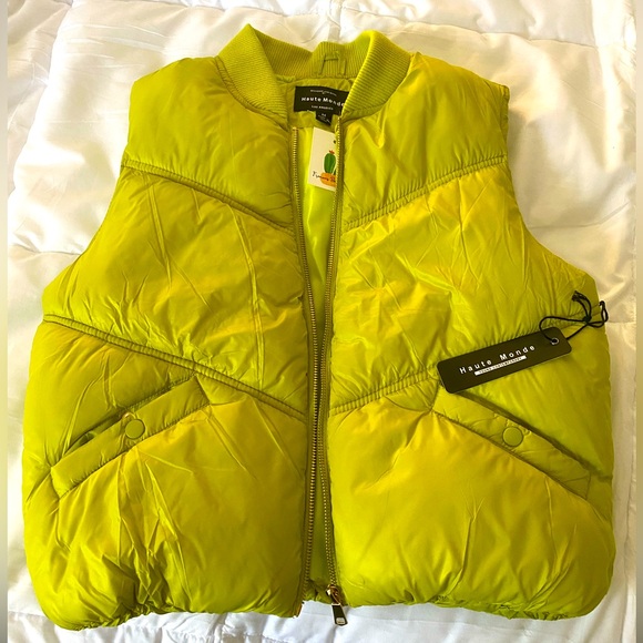Bright puffer vest NWT - Picture 1 of 4